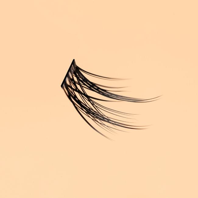 Накладні вії DIY LASHES 01B C 0,07 (8 mm - 2, 10 mm - 2, 12 mm - 1)