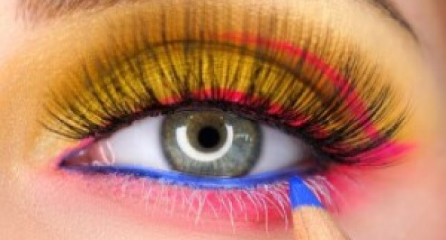 Как красить глаза тенями