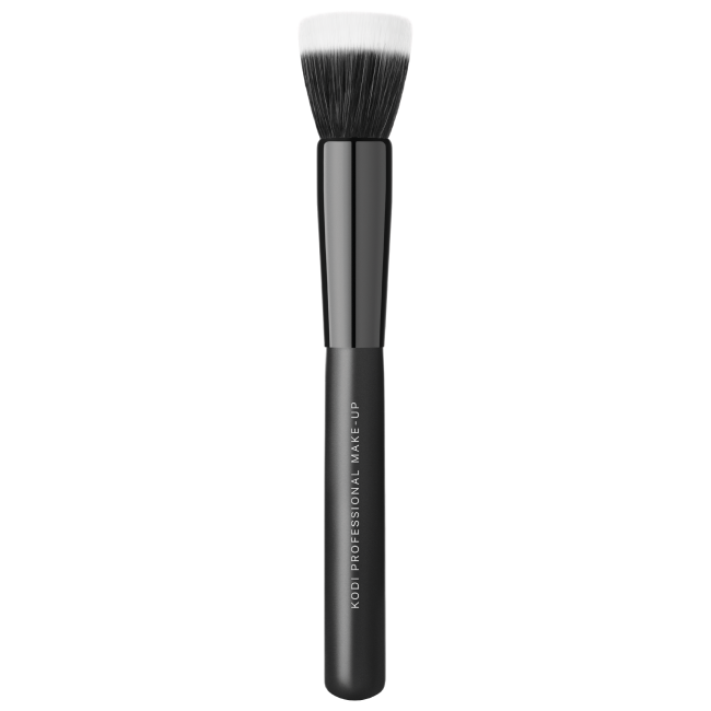 Кисть Duo Fibre средняя для тональной основы и пудры №45 (ворс: коза, нейлон)