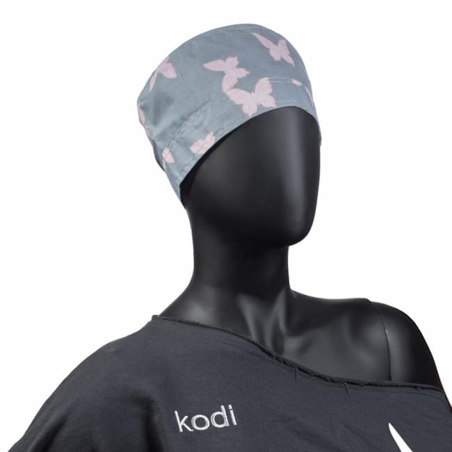 Шапочка женская для мастера серая с розовыми бабочками (размер: 60)